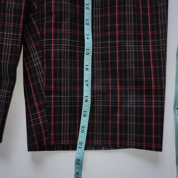 Annika by Cutter & Buck Women's Black & Red Plaid Bermuda Golf Shorts Size 4 - Picture 7 of 10